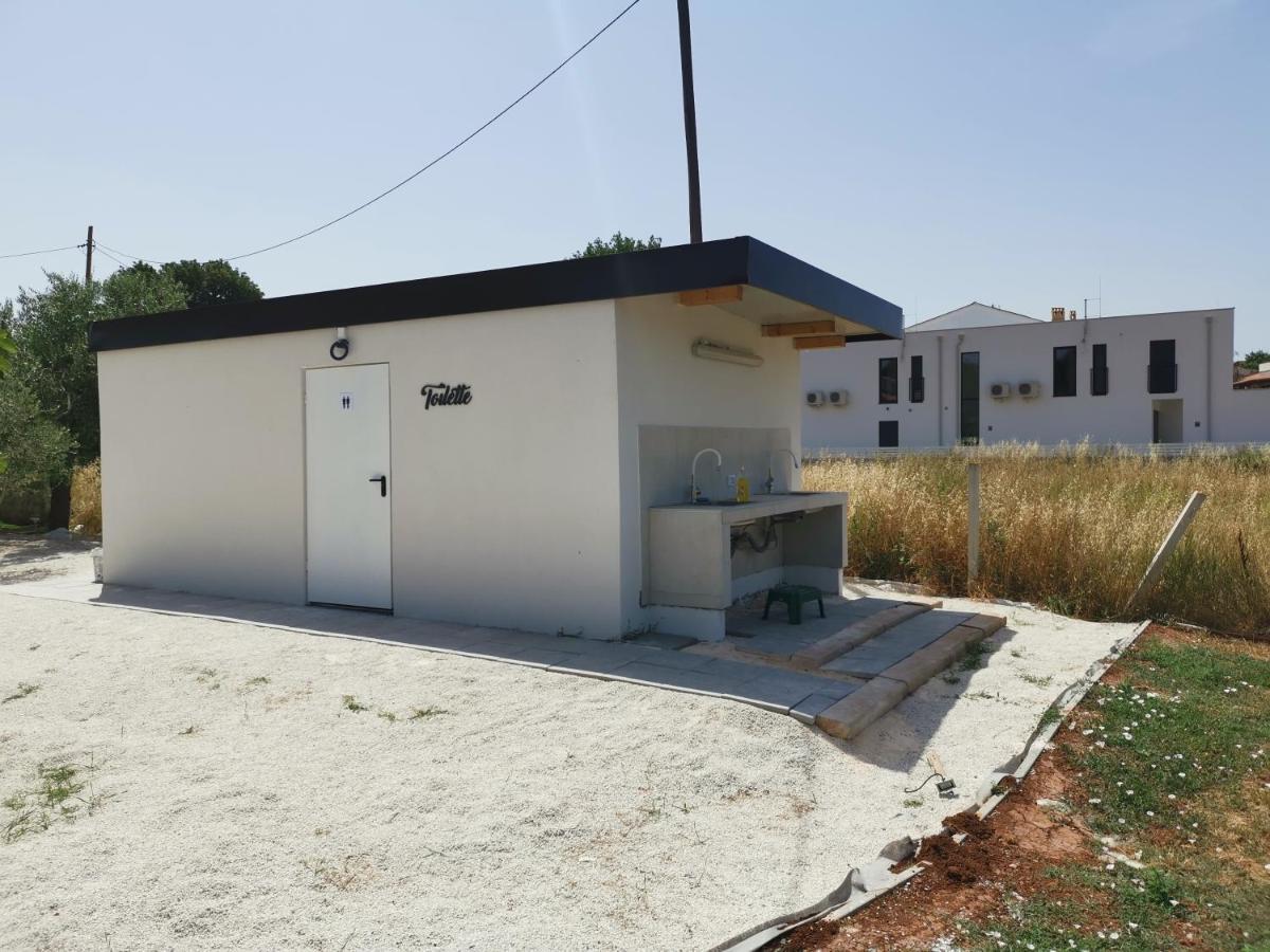 Hotel Camper For Two Banjole Exterior foto